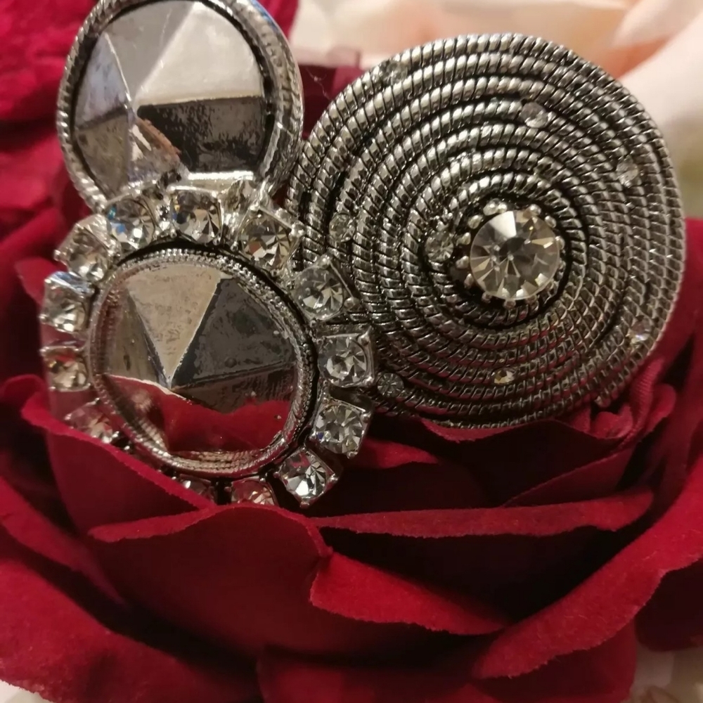 Erickson Beamon Helen of Troy Bracelet